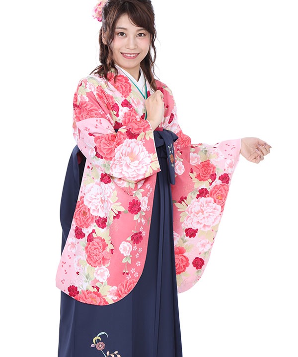 卒業式袴レンタル｜ピンクに桜牡丹着物×紺に刺繍袴